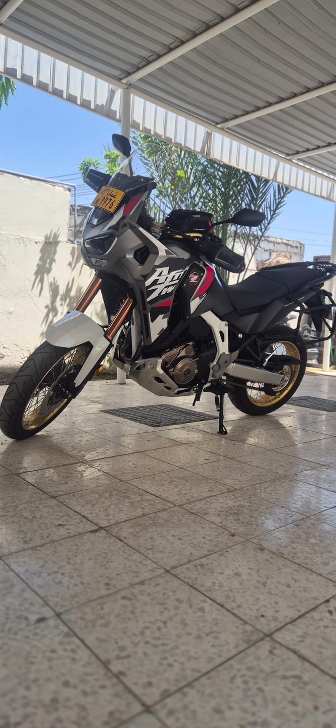 Customer photo review of MotoRacks – Motorcycle Luggage Pannier Racks