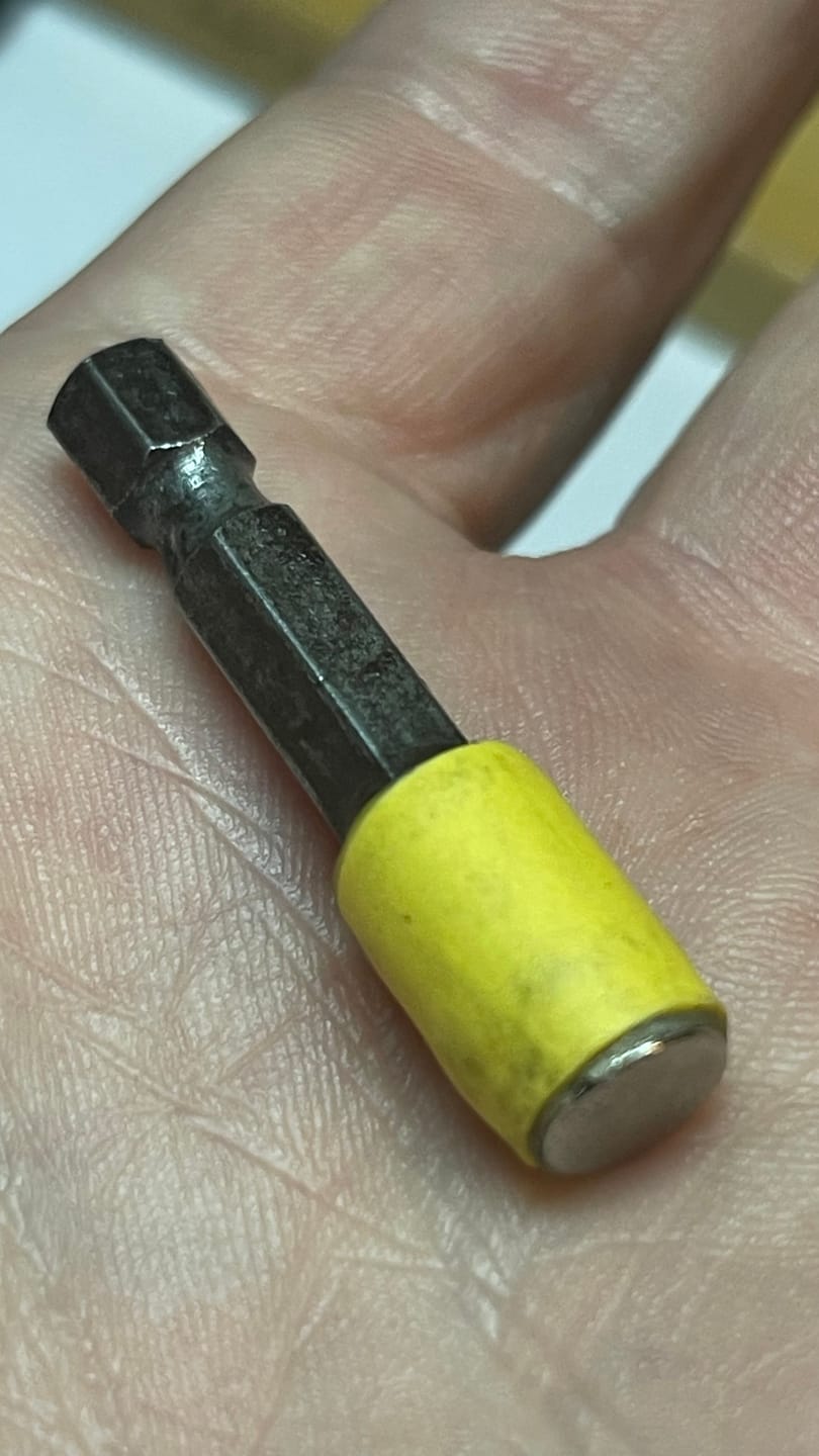 Customer photo review of Coin Slot Battery Cap Tool