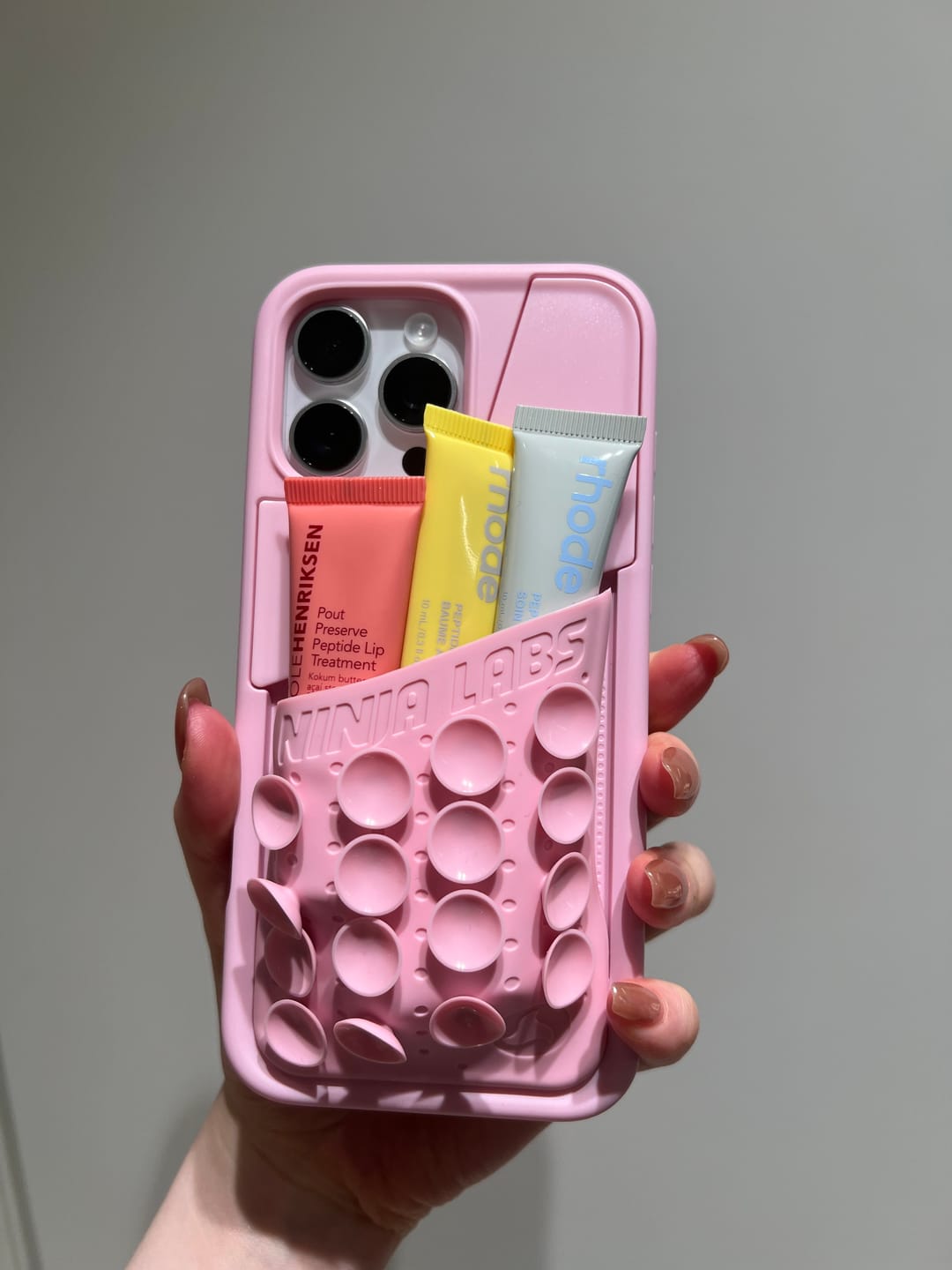 Customer photo review of Octo Pouch - iPhone 16
