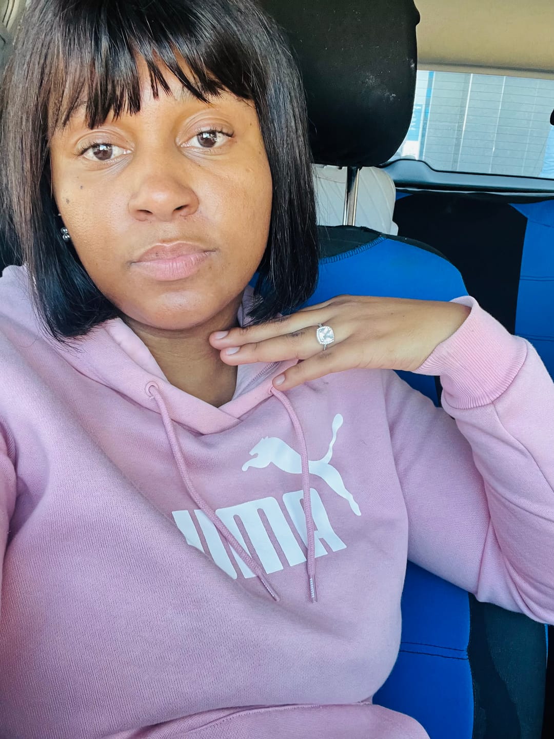 Customer photo review of Raw Glueless 8 Inch Fringe Bob Wig