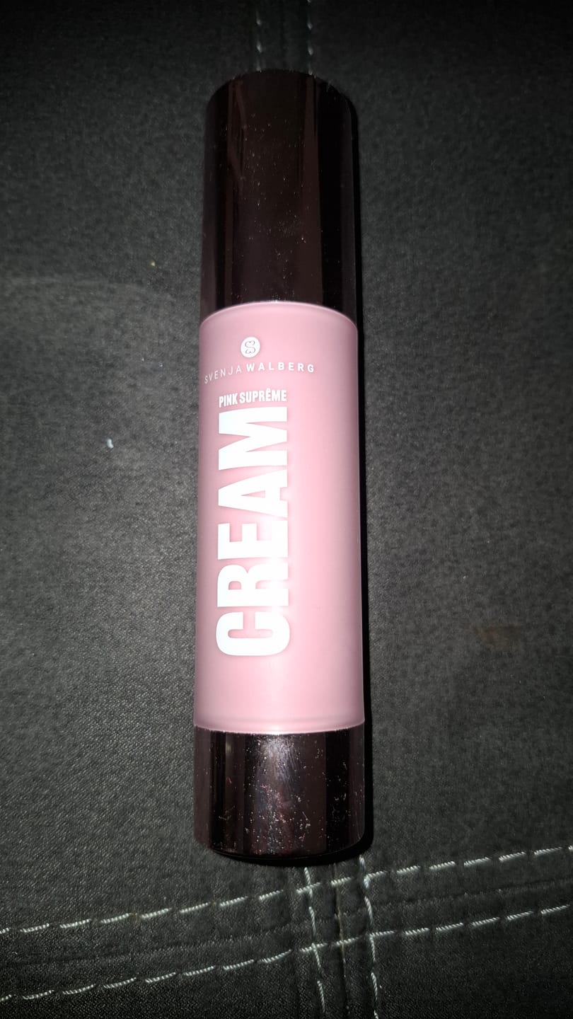Customer photo review of Pink Suprême Cream