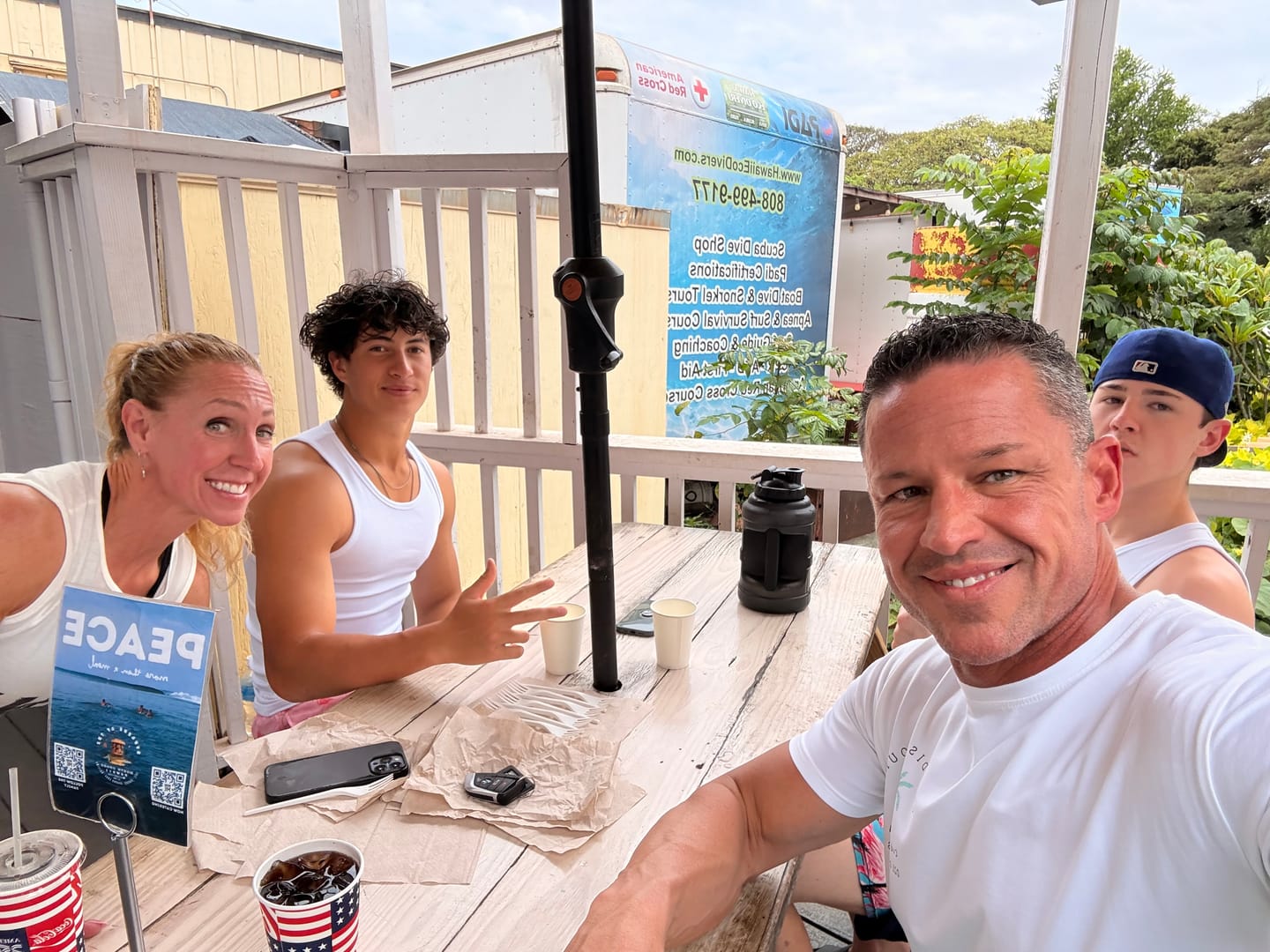 Customer photo review of PARADISE PALM DROP-CUT T-SHIRT - WHITE