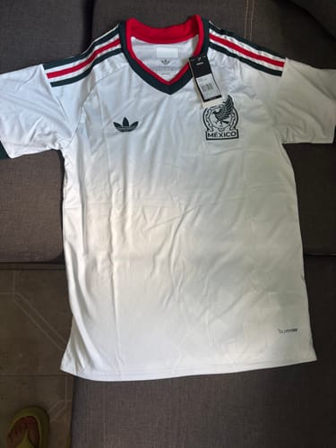 Customer photo review of MÉXICO Visitante 2026