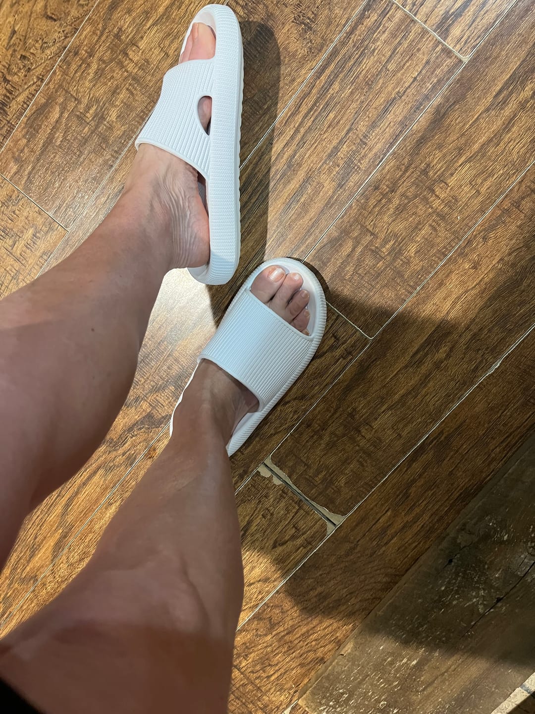 Customer photo review of Cloud Slides - Original Cushion Comfort