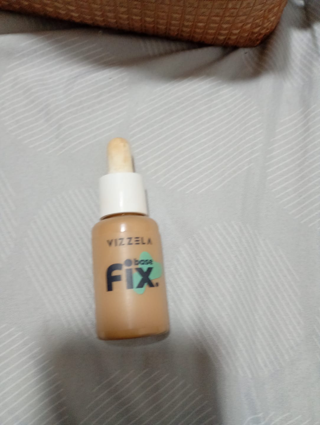 Customer photo review of Base Líquida FIX - Vizzela