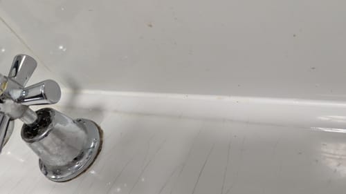 Customer photo review of GLASSGUARD® Miracle Mould Removal Gel