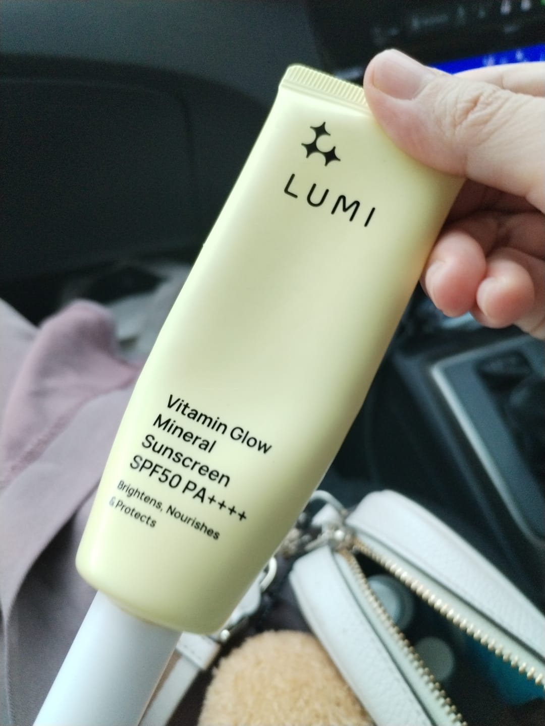 Customer photo review of Vitamin Glow Mineral Sunscreen SPF50 PA++++