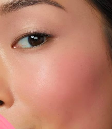 مراجعة بالصور من عميل لمنتج Maybelline Sunkisser Liquid Blush – Long-Wearing Dewy Face Makeup