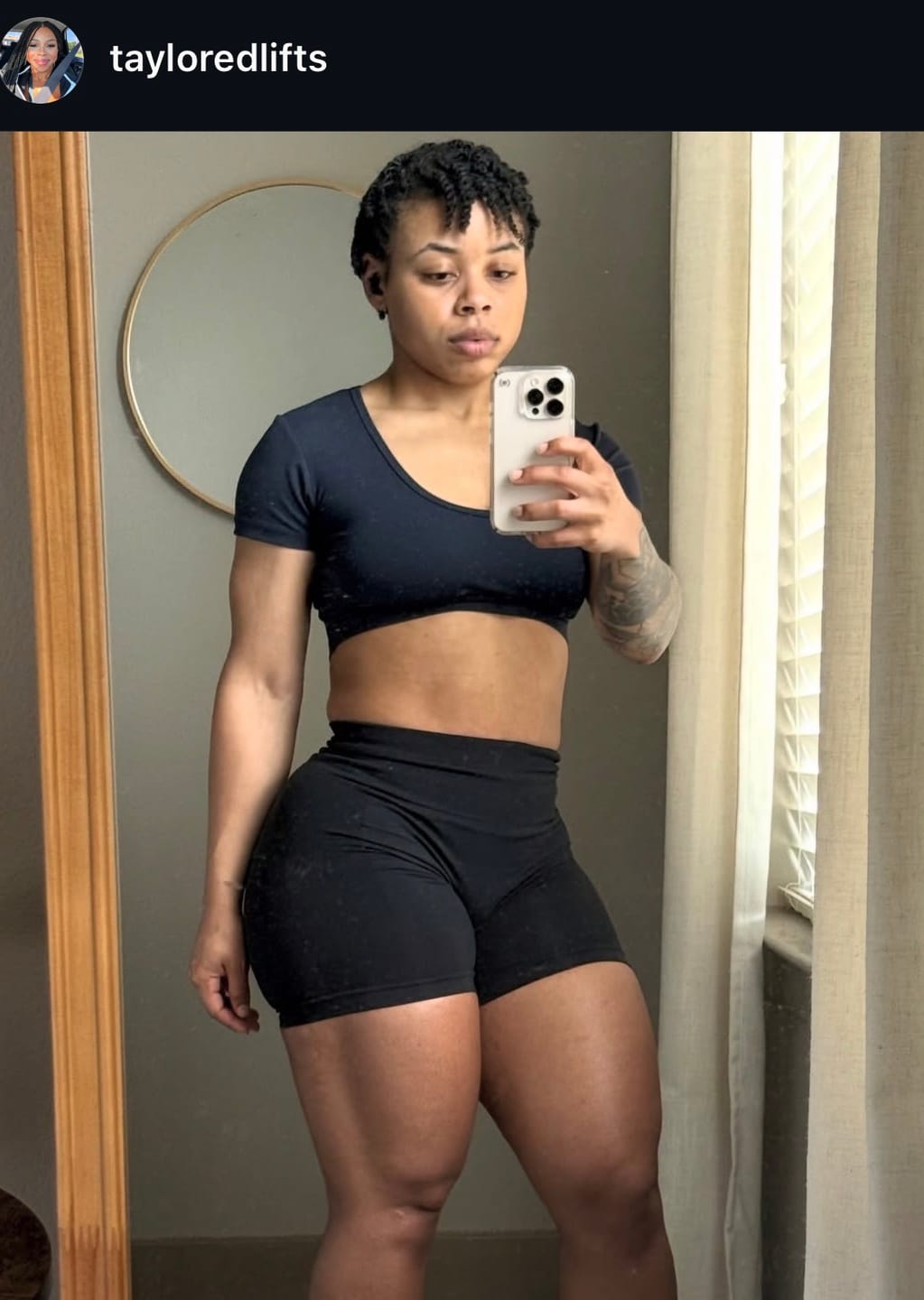 Customer photo review of LA Crop Tee - Nightfall