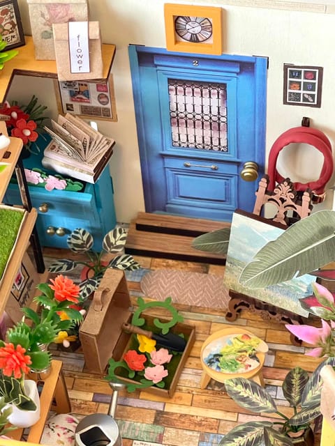 Customer photo review of Miniature House - Cathy's Flower House