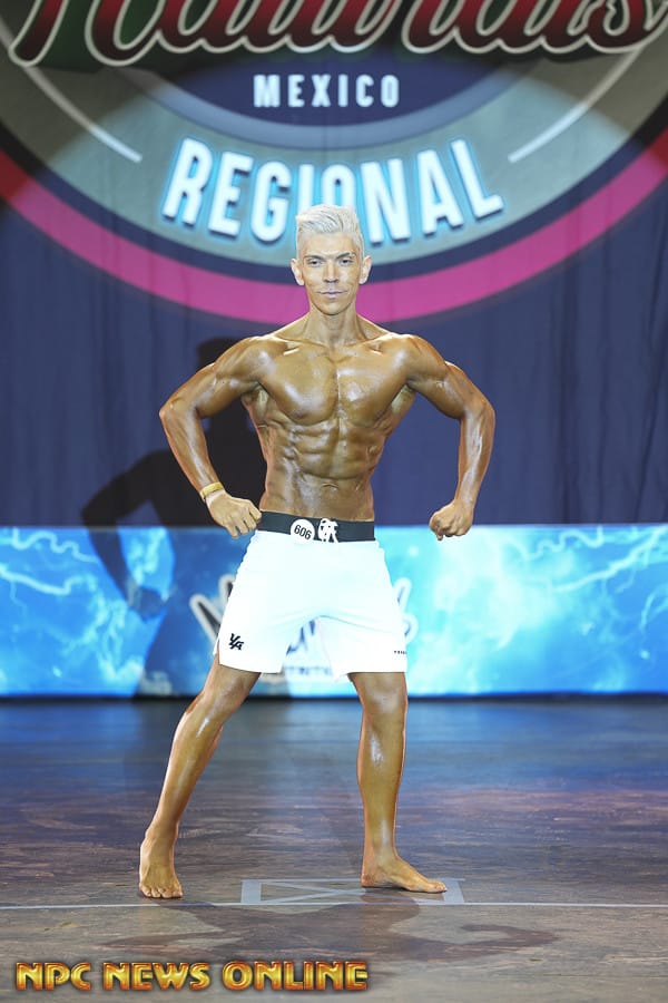 Customer photo review of 1067 - Men's physique Stage Shorts