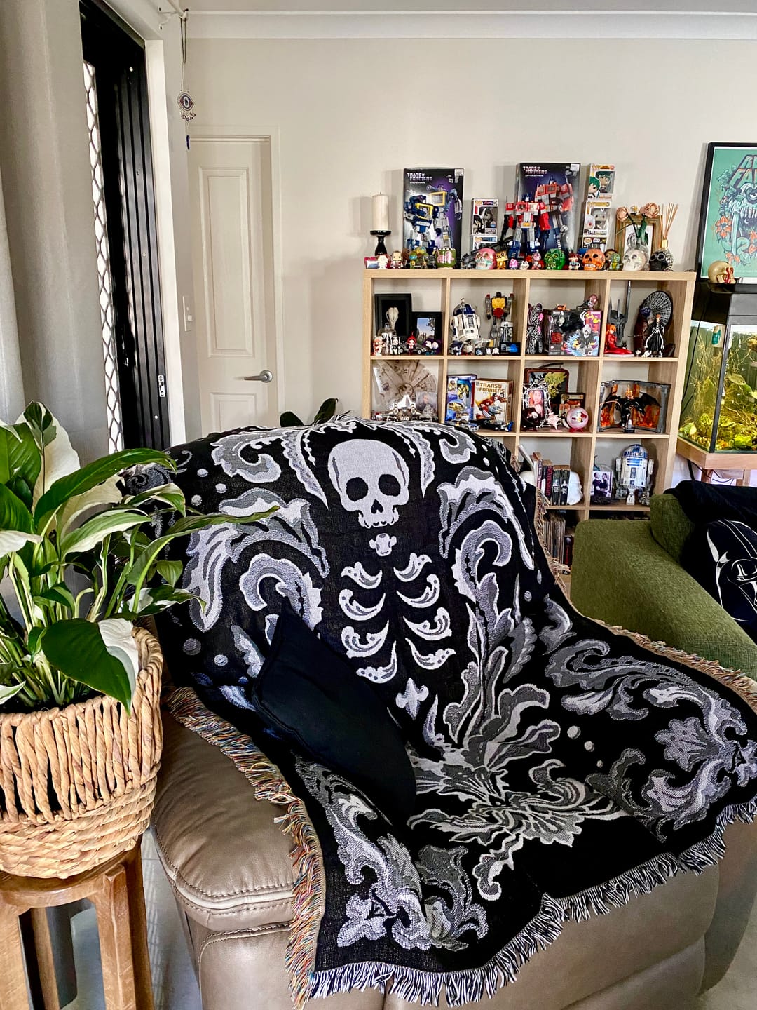 Customer photo review of Skull Damask Tapestry / Throw - Gothic Home Decor