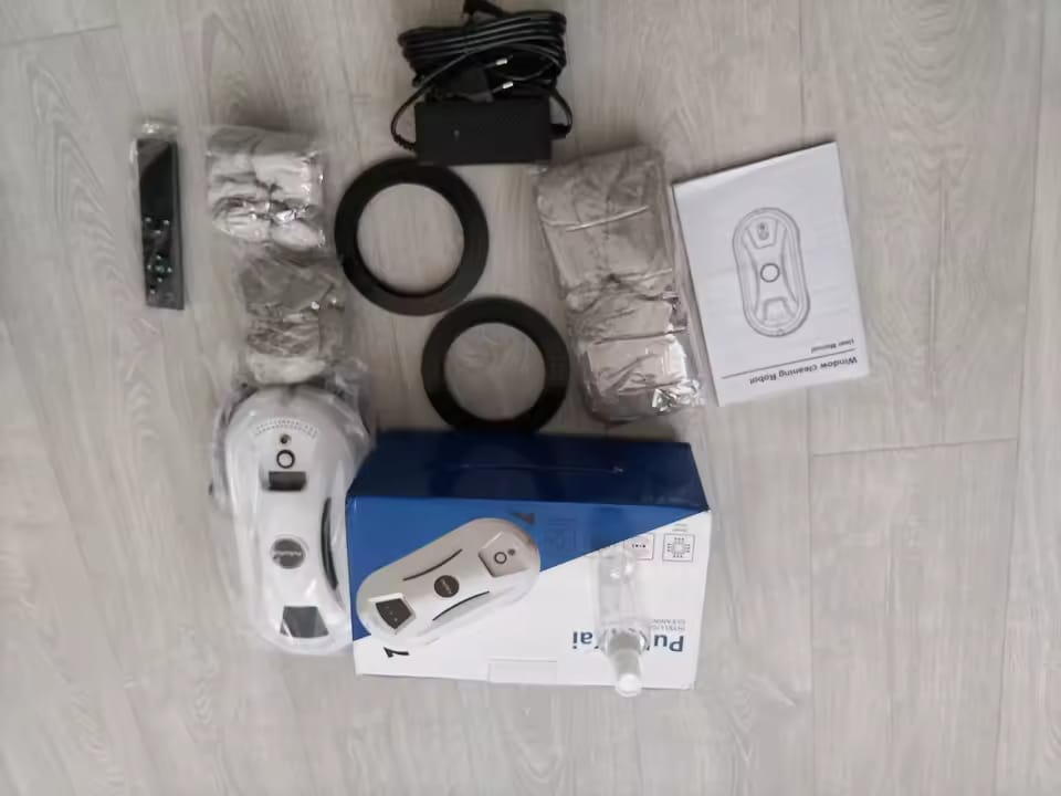 Customer photo review of Ultradünner Fensterreinigungsroboter mit Fernbedienung