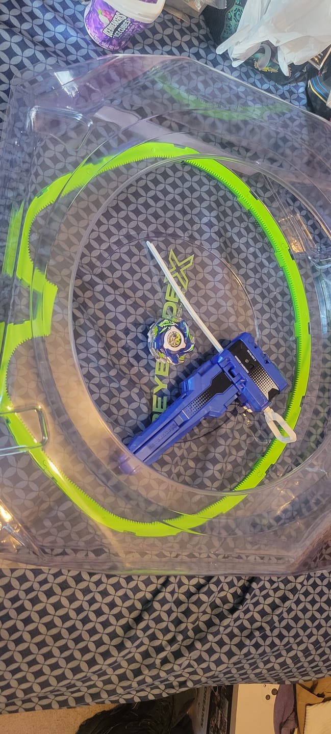 Customer photo review of [Pre-Order] Takara Tomy Beyblade X CX-16 Start Dash Set