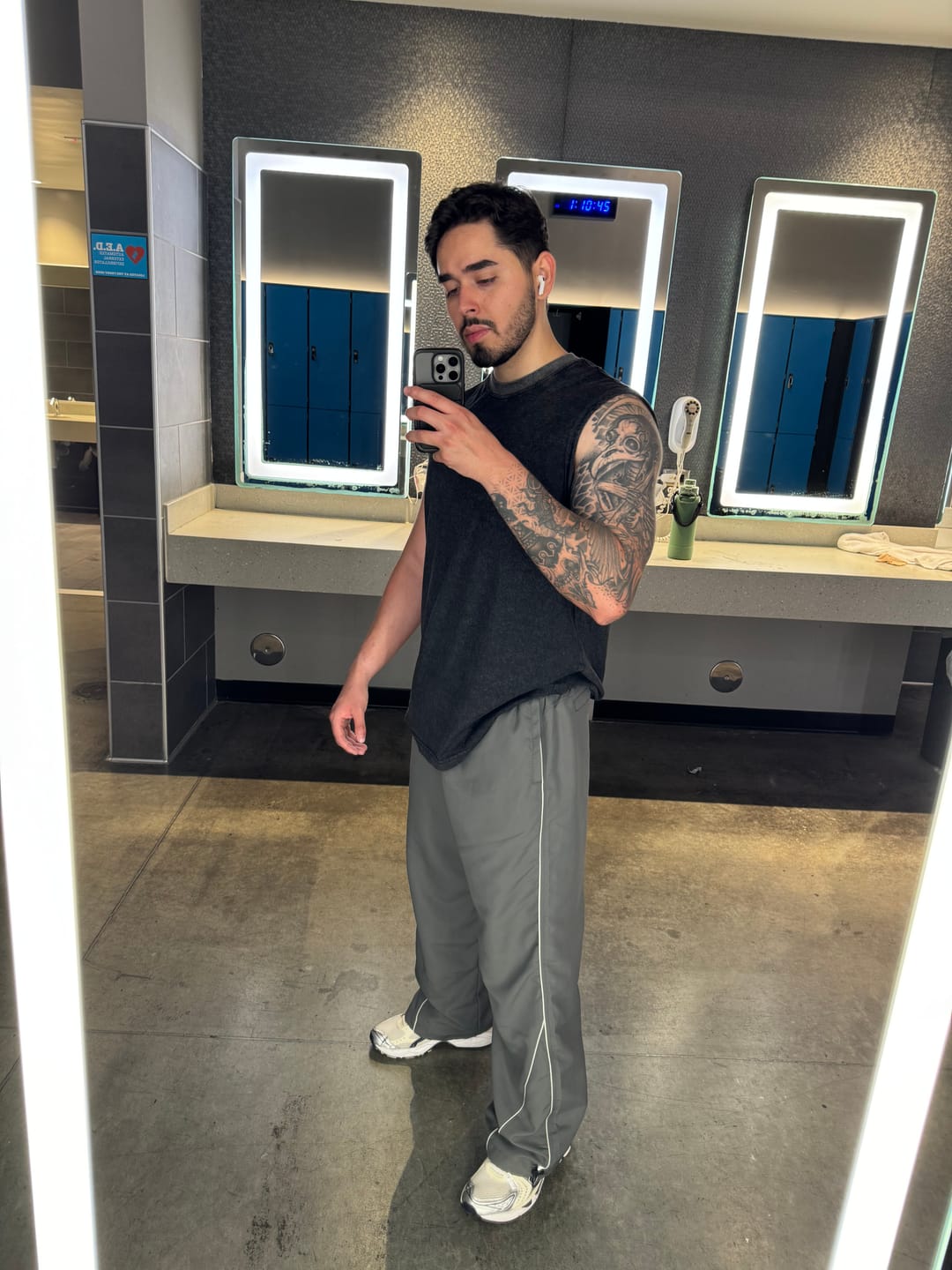 Customer photo review of 2113 - Foundation Track Pants