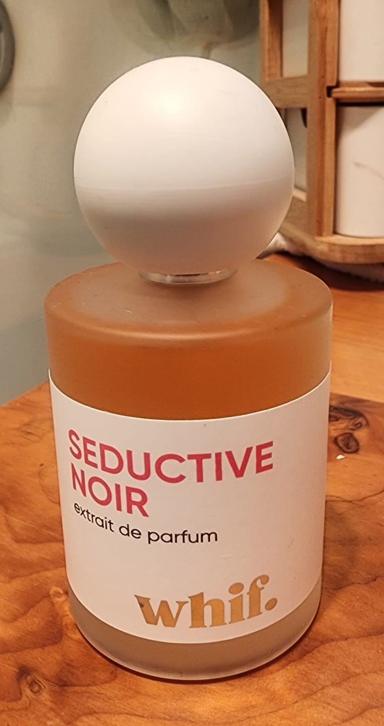Customer photo review of Seductive Noir