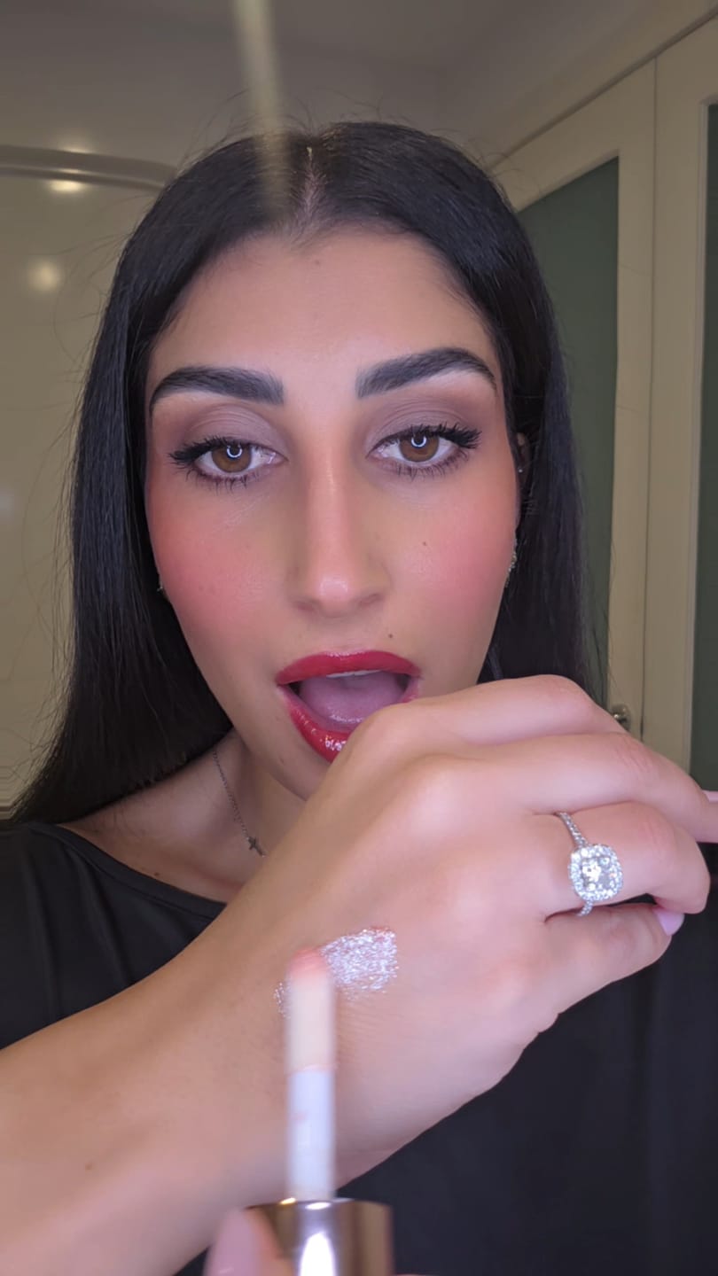 Customer photo review of Champagne Whirl Lip Gloss