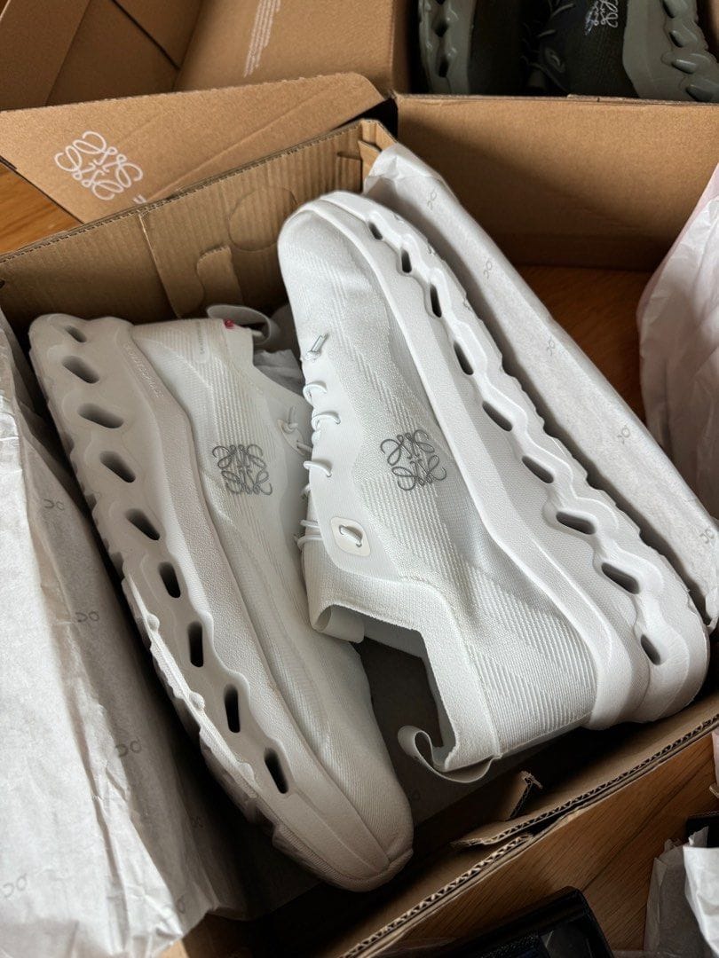 Customer photo review of Loewe X OnCloud All White