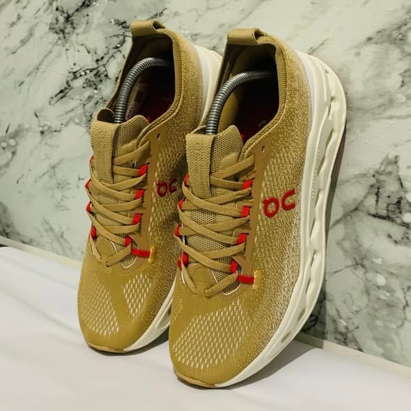 Customer photo review of Cloudsurfer Max Year of the Horse