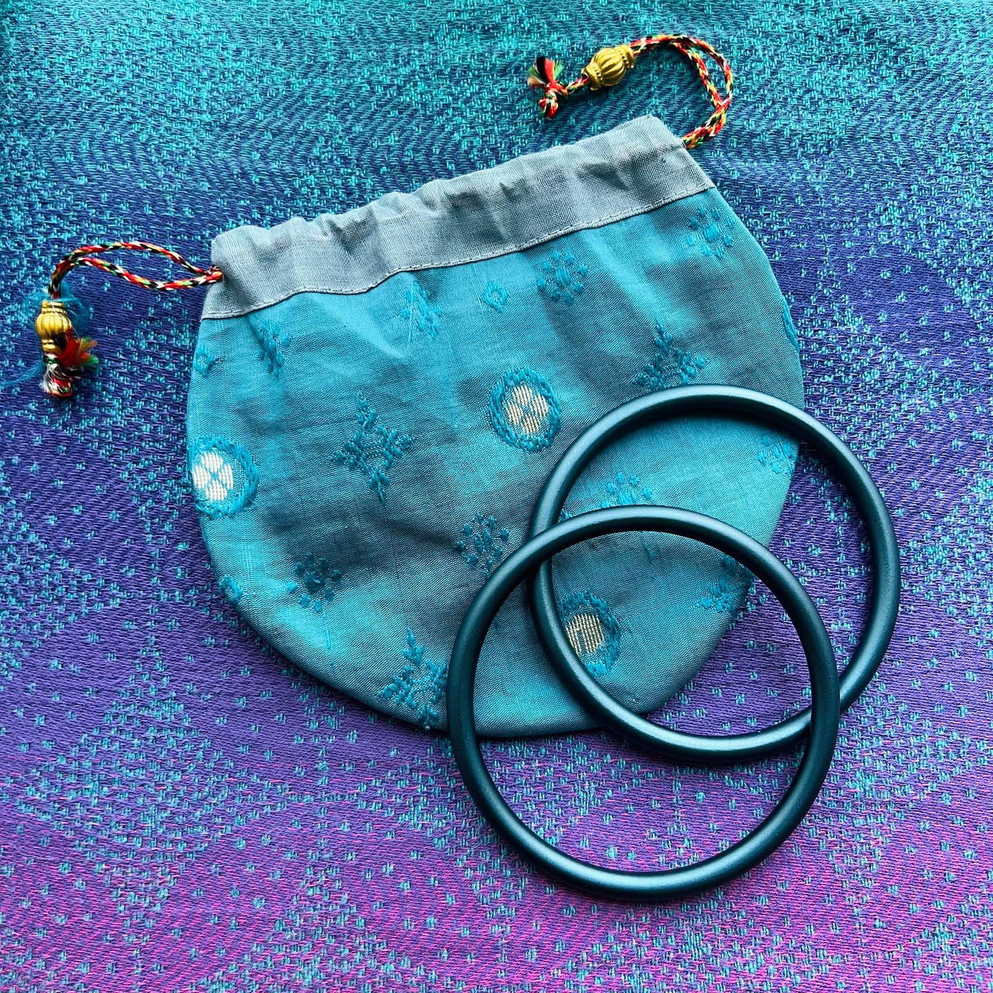 Customer photo review of Large Metal Sling Rings
