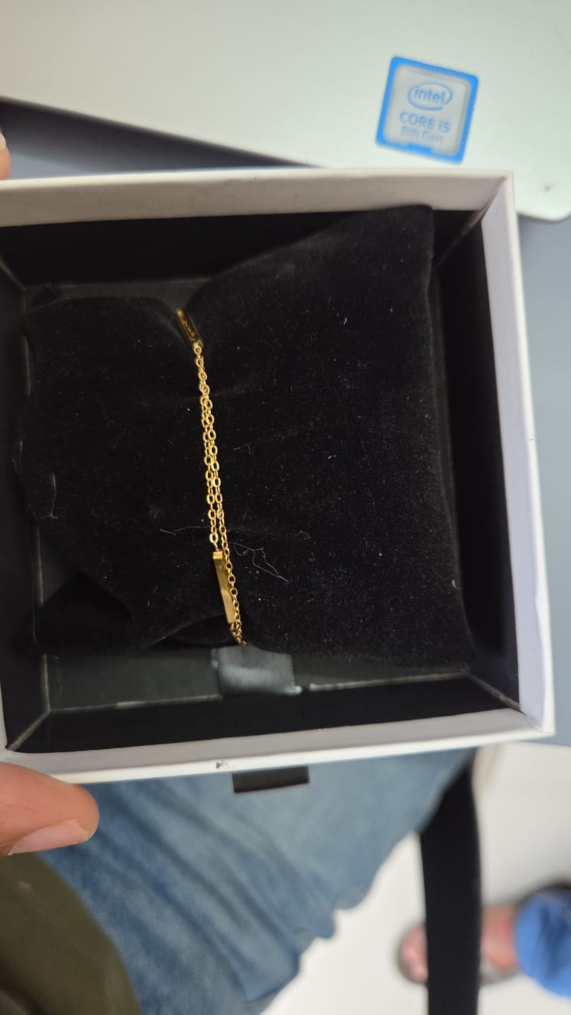 Customer photo review of Bar Layered Chain Bracelet