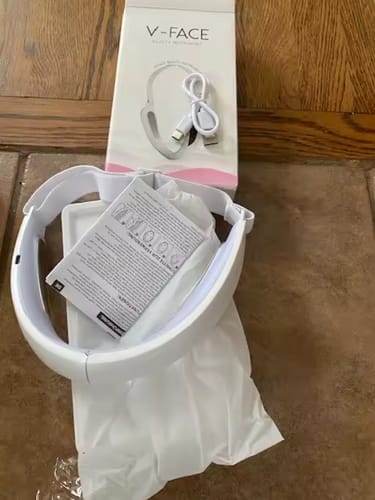 Customer photo review of ALISSEA V-SCULPT™  Dispositivo lifting facial EMS- LED tecnology