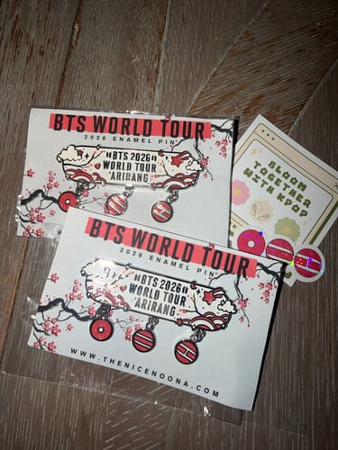 Customer photo review of BTS 2026 Arirang Tour Pin