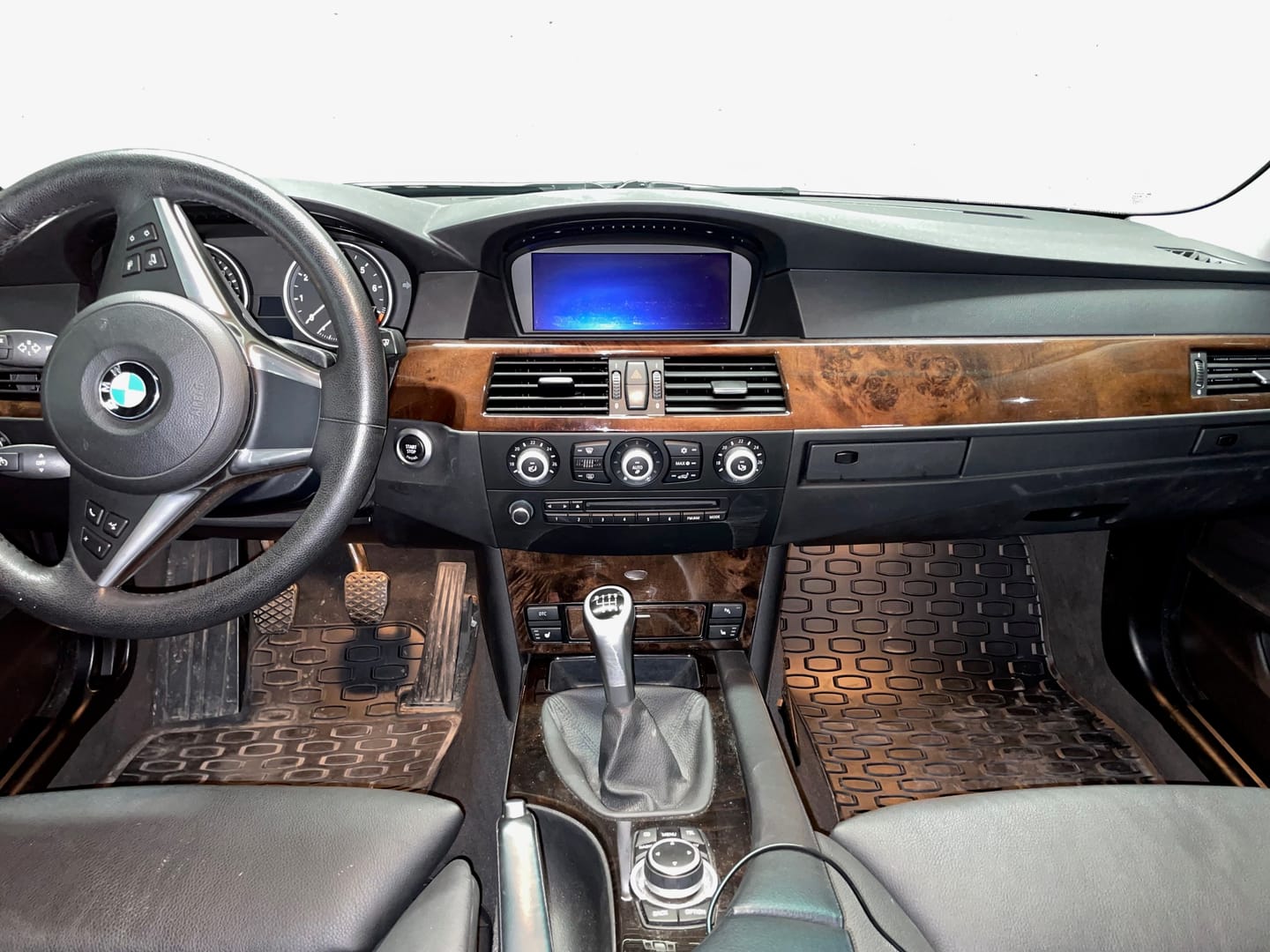 Customer photo review of BMW E60,E61 Carbon Fiber Interiørlister LZ-Light