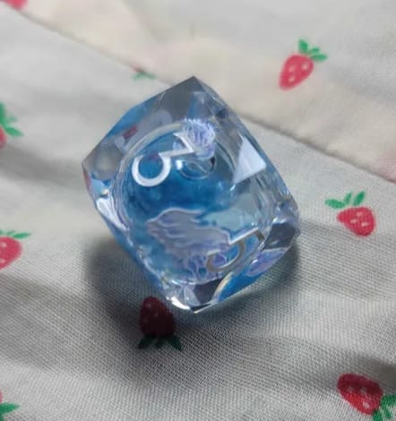 Customer photo review of URWizards D&D Jellyfish(Glow in the Dark) Dice Set Multi-faceted Style