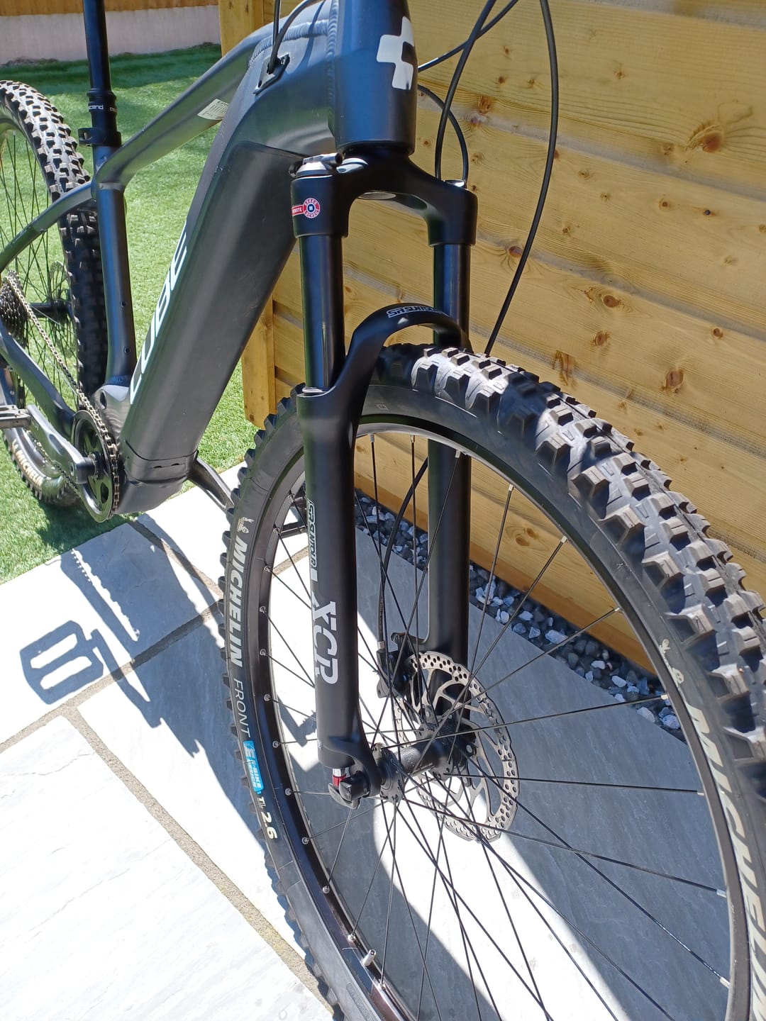 Customer photo review of SR Suntour XCR 32 29" Straight Suspension Air Fork - 100mm Travel - 9mm QR