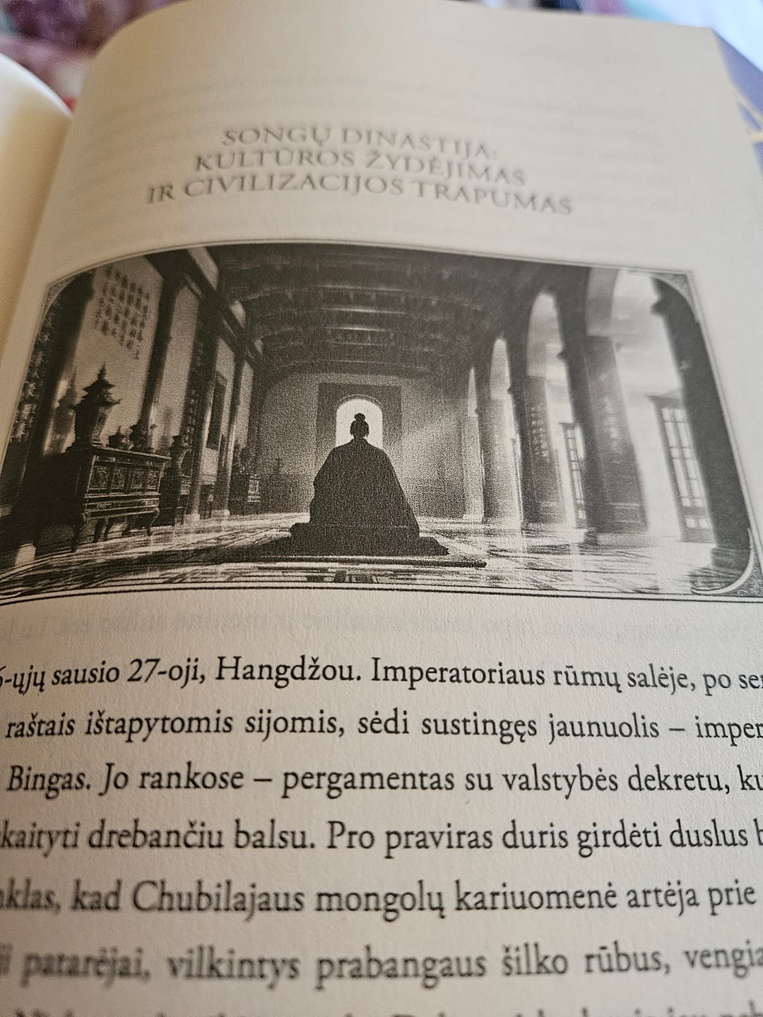 Customer photo review of Vatikanas. Trijų miestų imperija: istorinė knyga apie religijos, politikos ir kapitalo galią