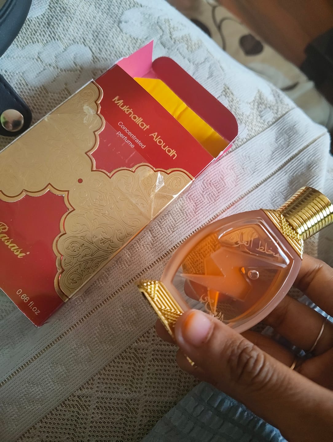 Customer photo review of Rasasi Mukhallat Al Oudh Attar - 20ml