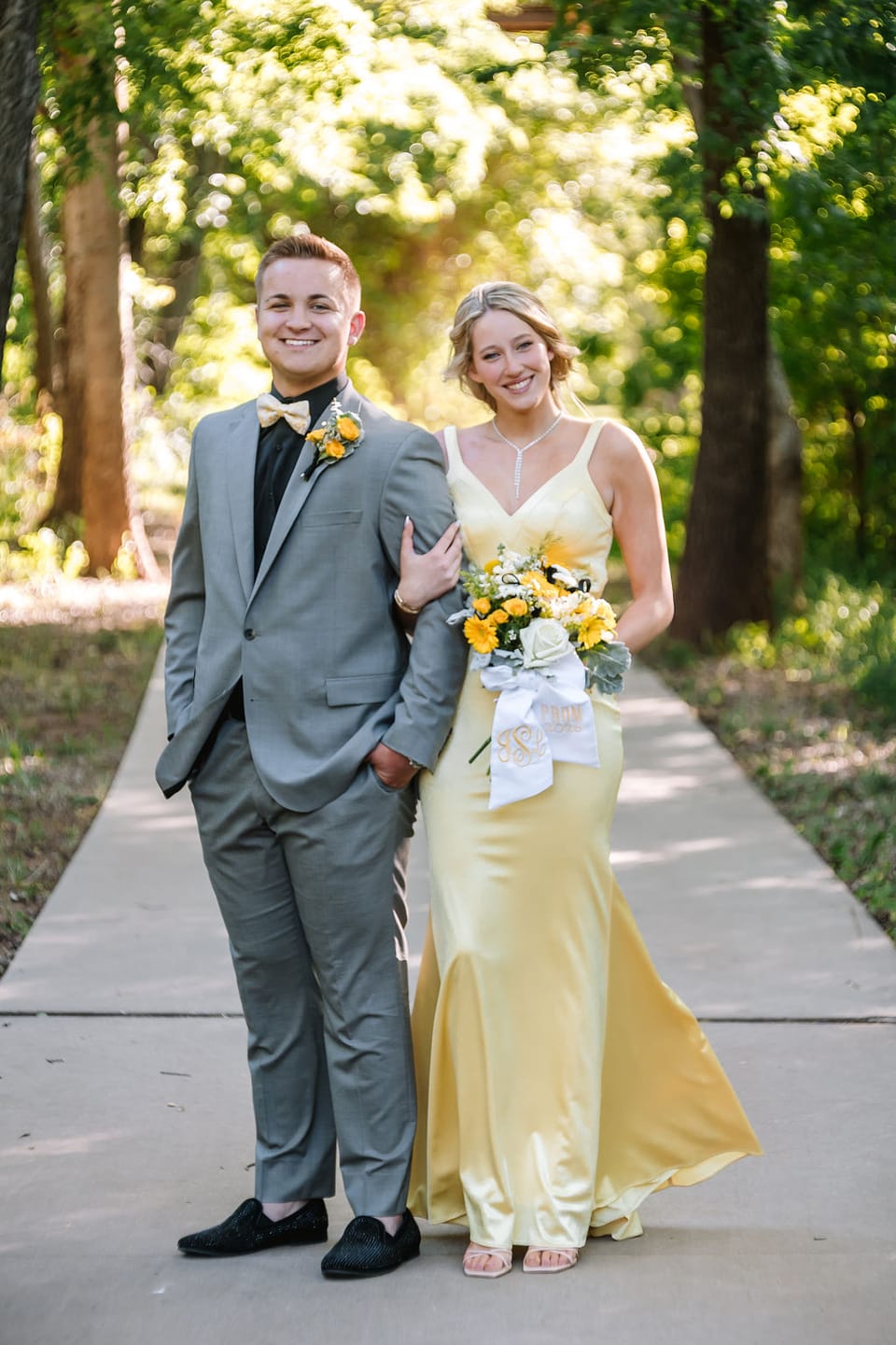 Customer photo review of PROM FLORALS