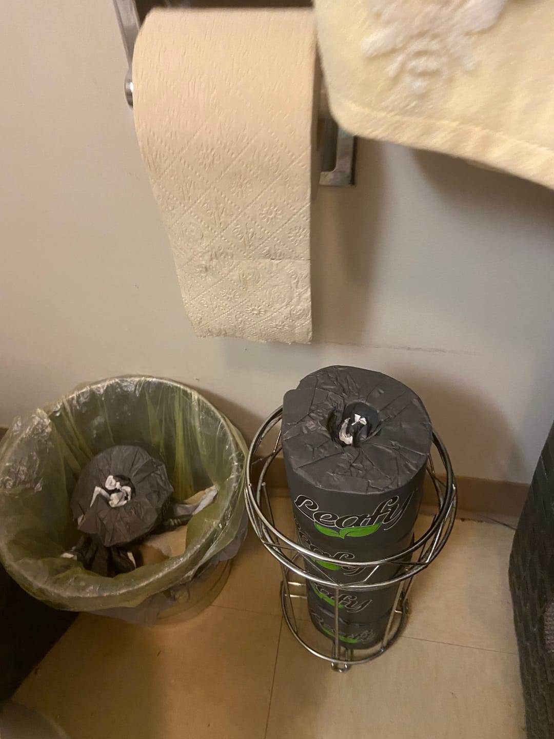 Customer photo review of Essential Toilet Paper 24 Single Roll Box