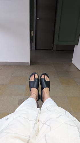 Customer photo review of Echo Black
