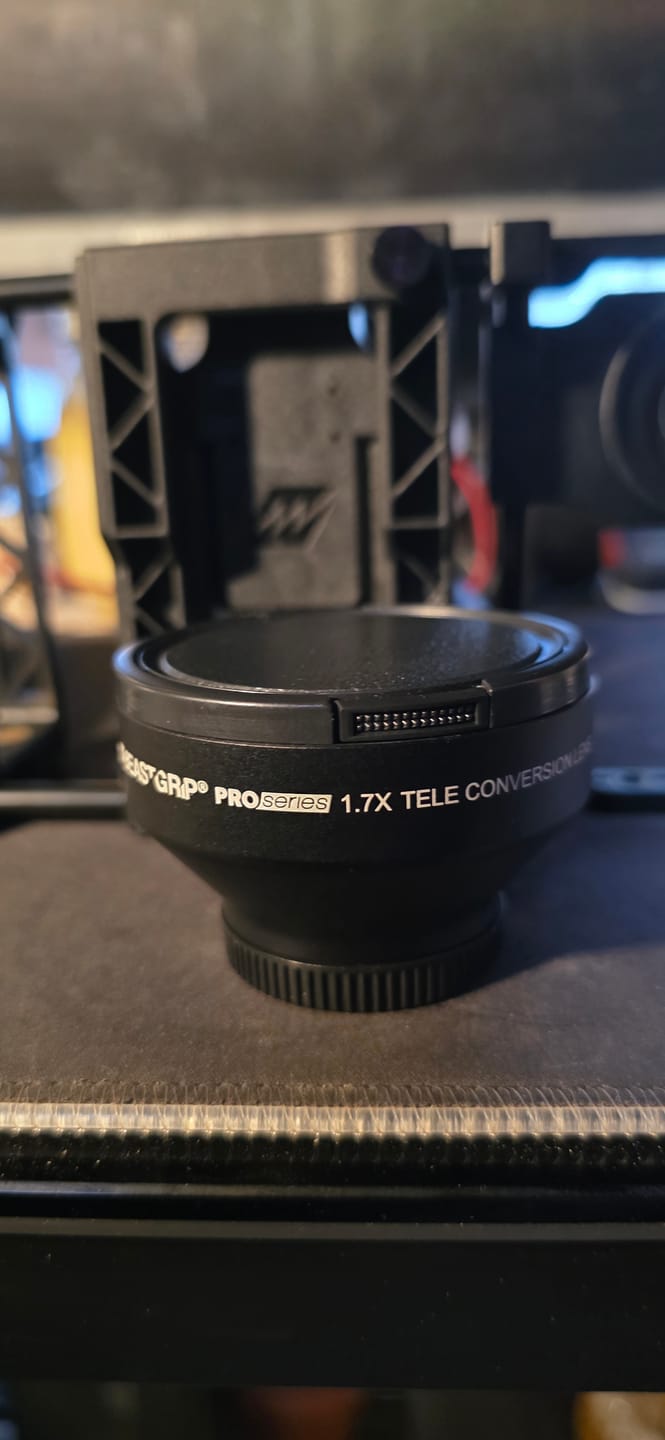 Customer photo review of Pro Series 1.7X Telephoto Lens