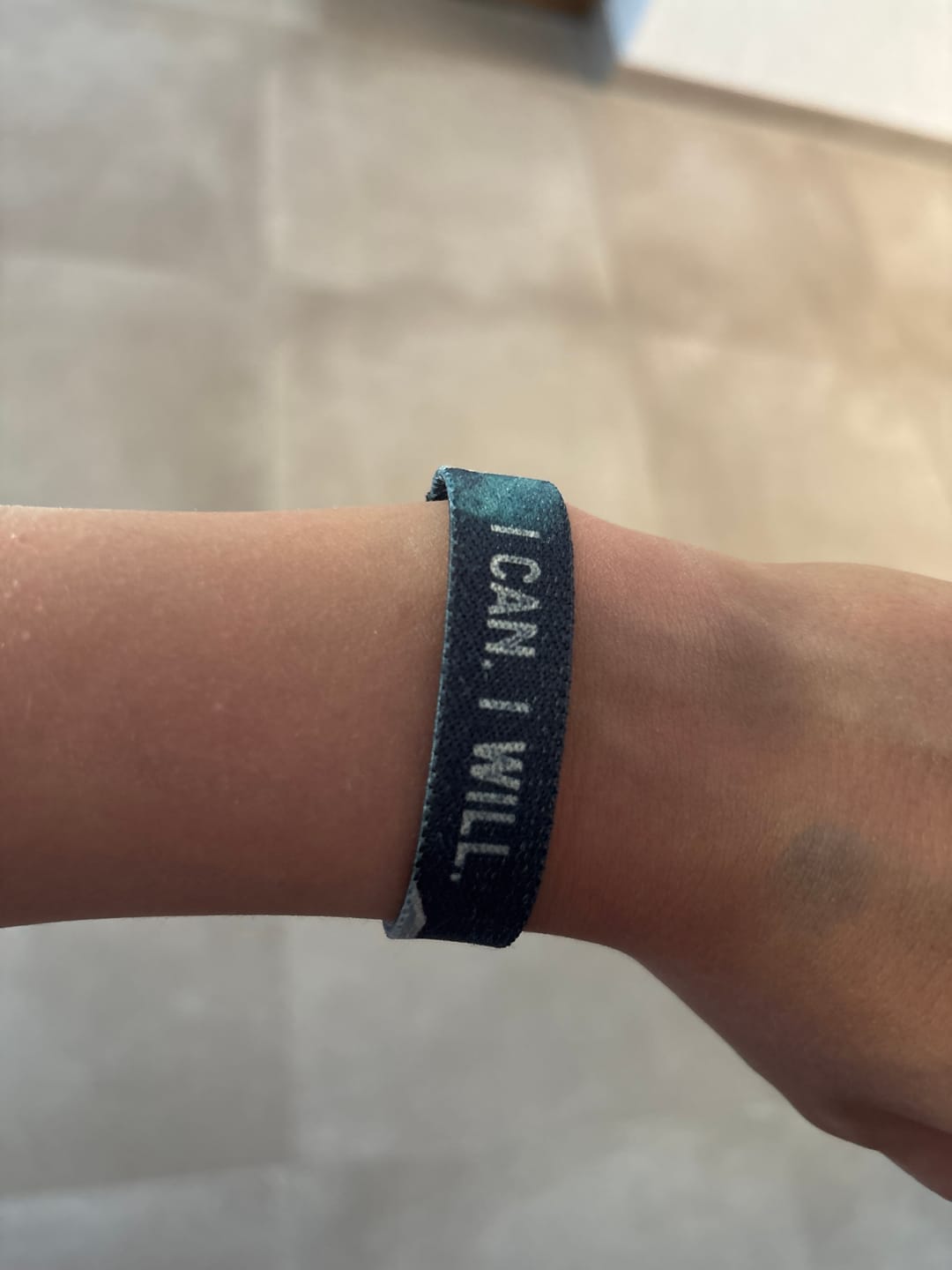 Customer photo review of I can. I will. - Elastisches Armband