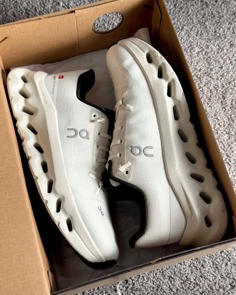 Customer photo review of Cloudtilt Pearl Ice