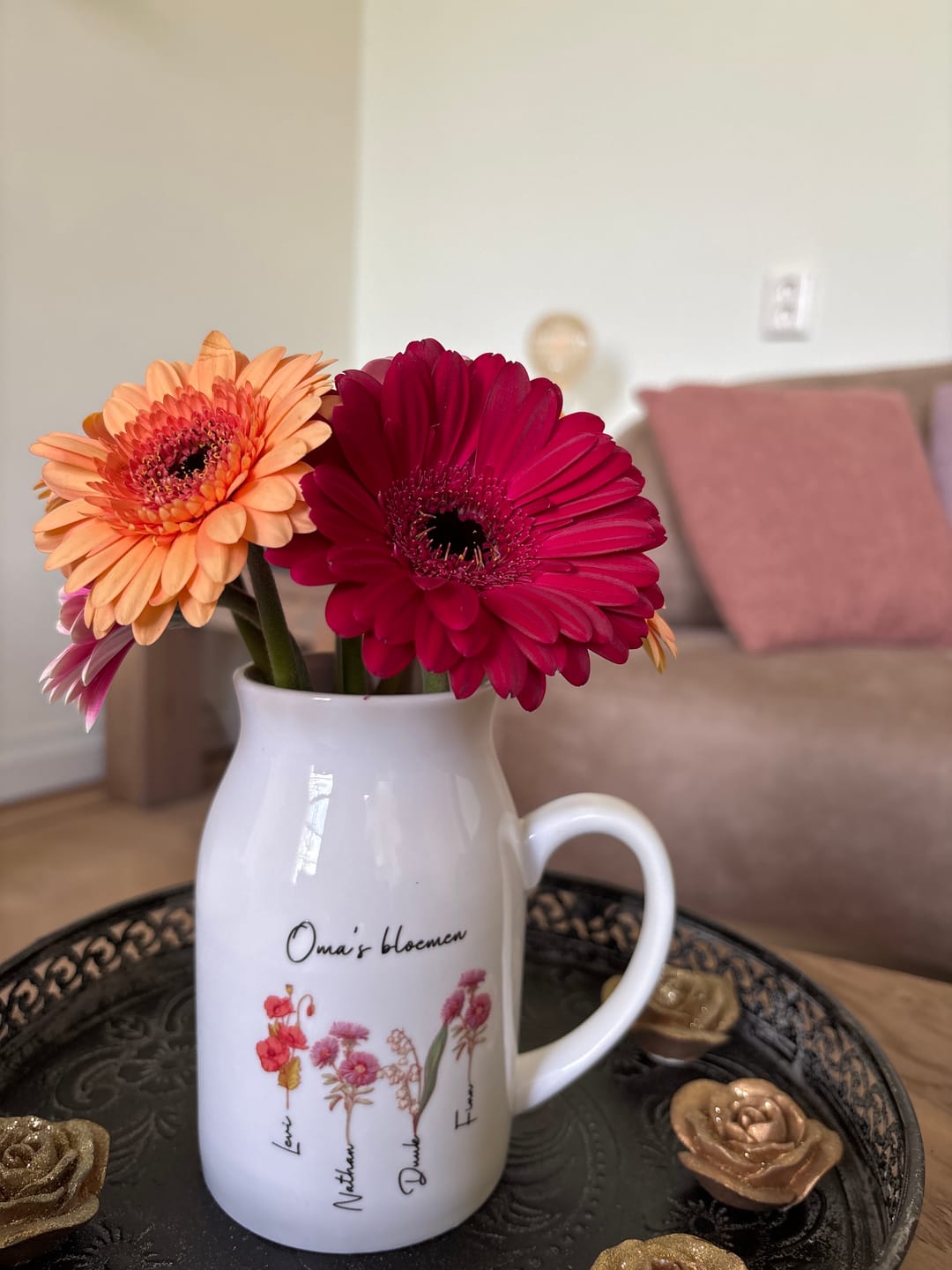 Customer photo review of Mama’s tuin – Gepersonaliseerde vaas met naam en bloemen voor mama en oma