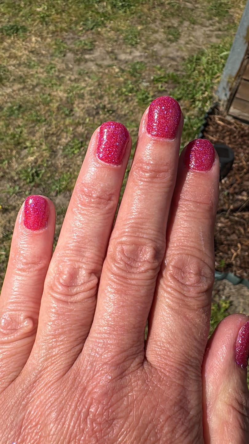 Customer photo review of Candy Pink Glitter Dipping Powder