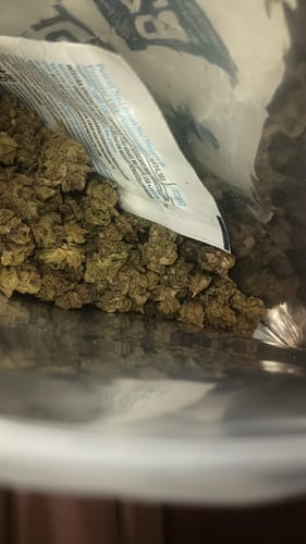 Customer photo review of Light Assist THCA Smalls
