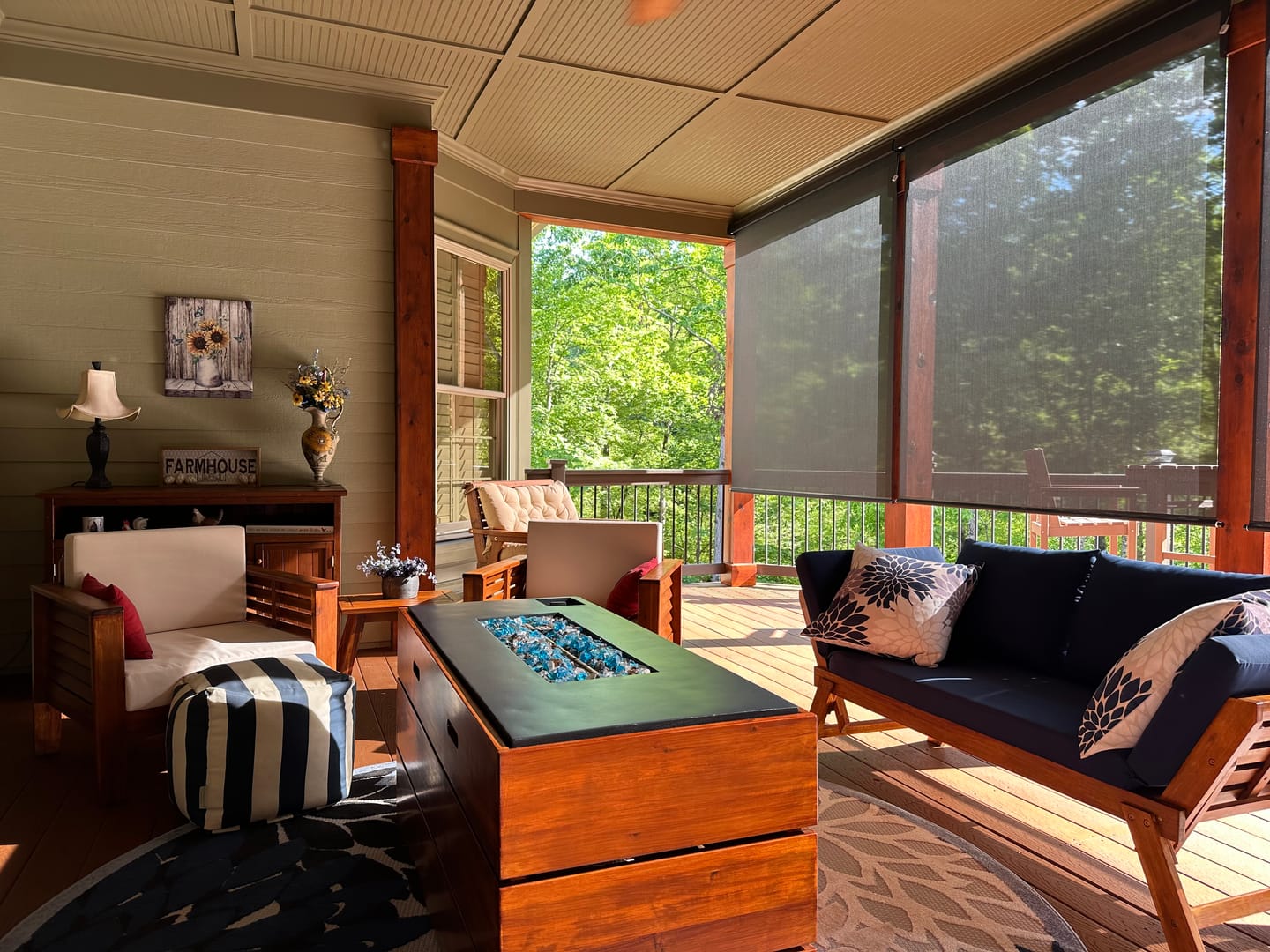 Customer photo review of SmartWings Motorized Outdoor Shades 1%/3%/5% Openness