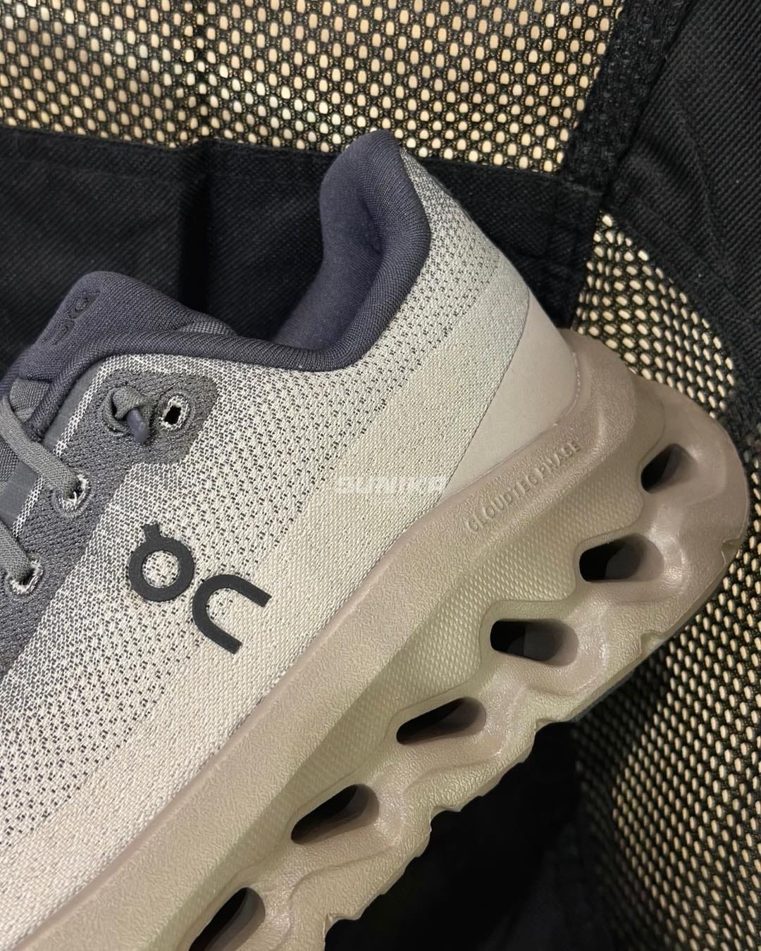 Customer photo review of Cloudtilt Eclipse Cinder