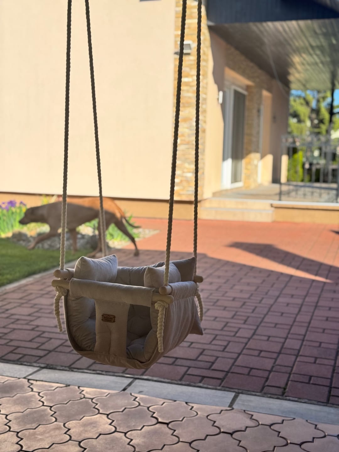 Customer photo review of Luxury Cappuccino Ljuljaška - Ručno rađena ljuljaška za bebe