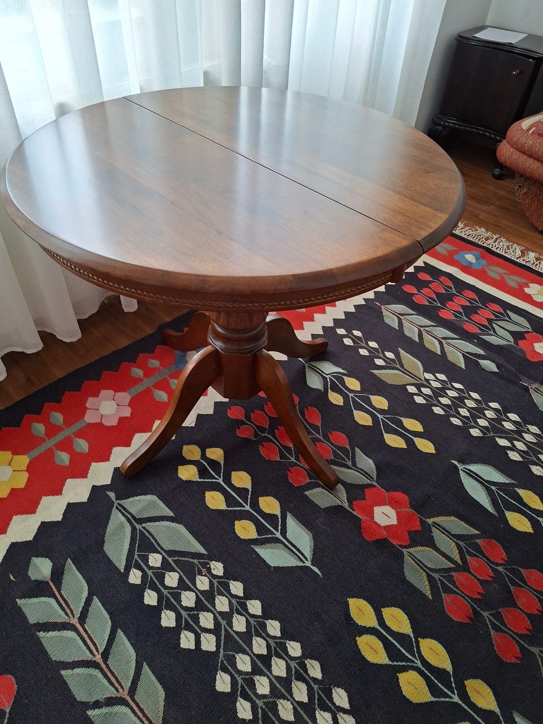 Customer photo review of Masa extensibila nuc WILLIAM, 90/124x90x75 cm