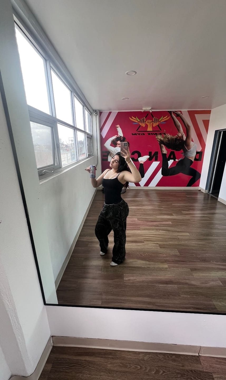 Customer photo review of W4280 - Studio Edit Cami