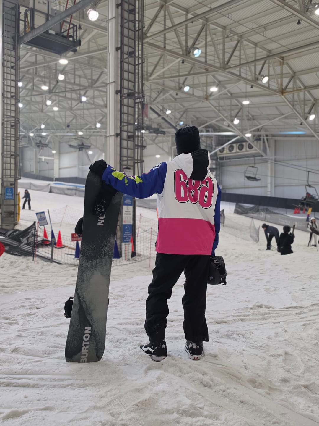 Customer photo review of Men's Black Insulated Baggy Snow Pants With Detachable Suspenders