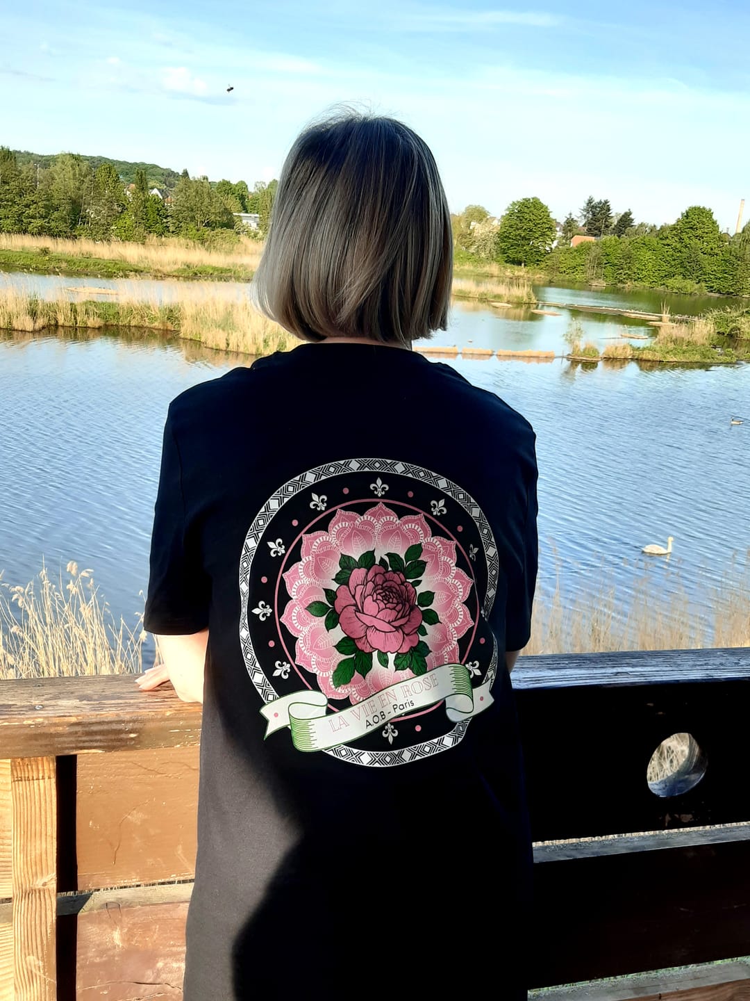Customer photo review of LE T-SHIRT "LA VIE EN ROSE"