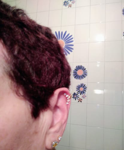 Customer photo review of Orecchino per sopra l'orecchio