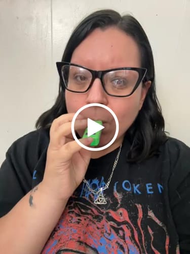 Customer video review of GRAPE BUBBLEGUM 1.5ML VAPE